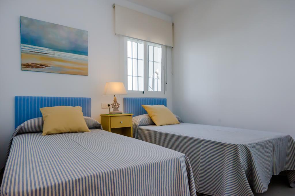 Apartamento Moran โกนิล เด ลาฟรอนเตรา ภายนอก รูปภาพ